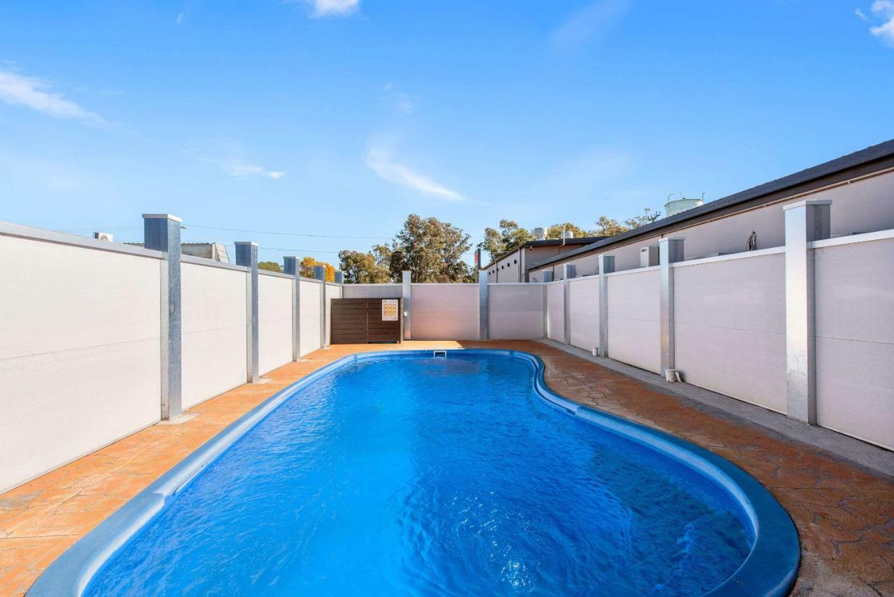 Comfort Inn Moree Exterior photo